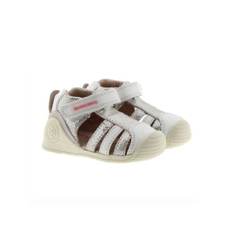 Sandalia bebe piel cerrada velcro Biomecanics 232102