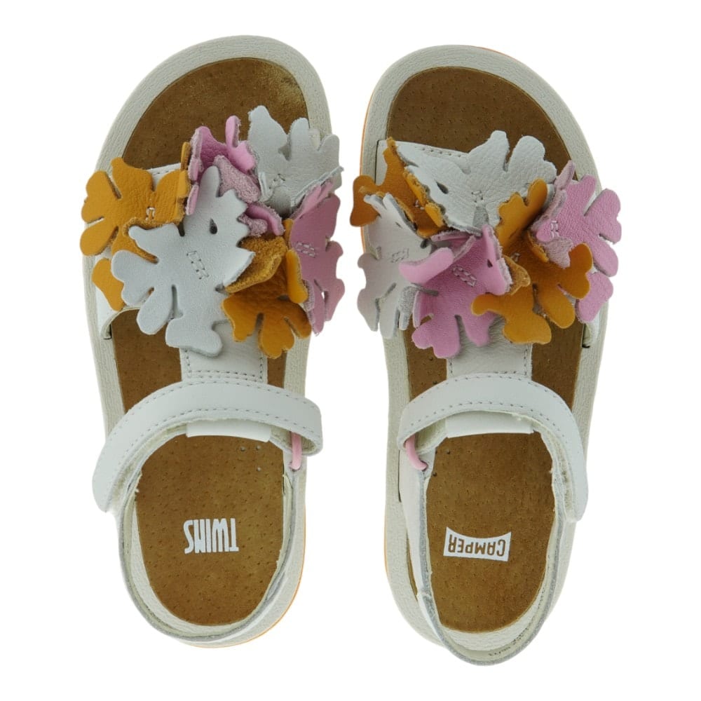 Encantadoras Sandalias Florales Camper Twins para Niña - Compra en Carrile foto 2