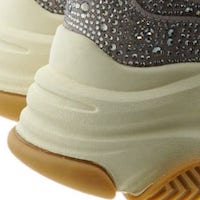 Sneakers Steve Madden Doradas con Brillantes | Moda Urbana foto 6