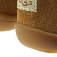 Botas Ugg para niña y bebé con borreguillo color cuero | Carrile foto 7